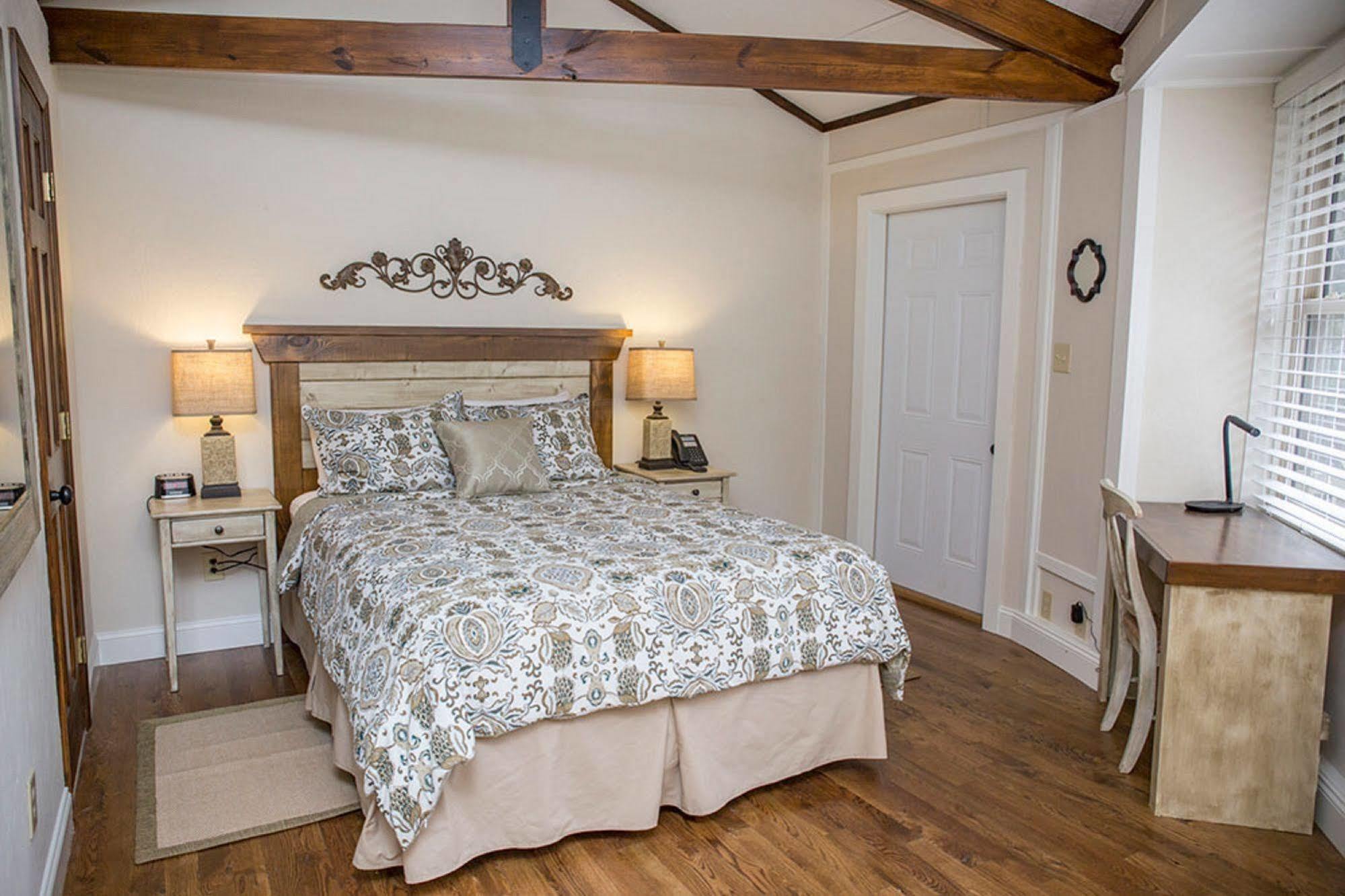 Brook Trout Inn Sapphire Buitenkant foto