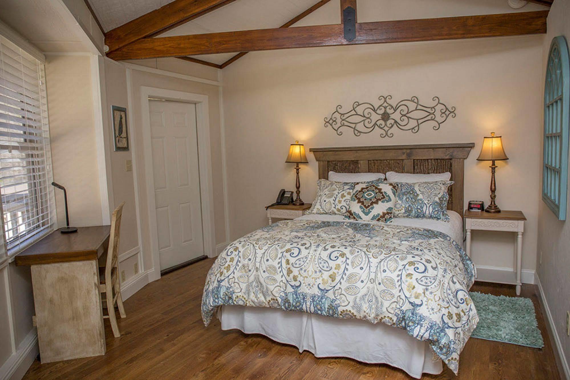 Brook Trout Inn Sapphire Buitenkant foto