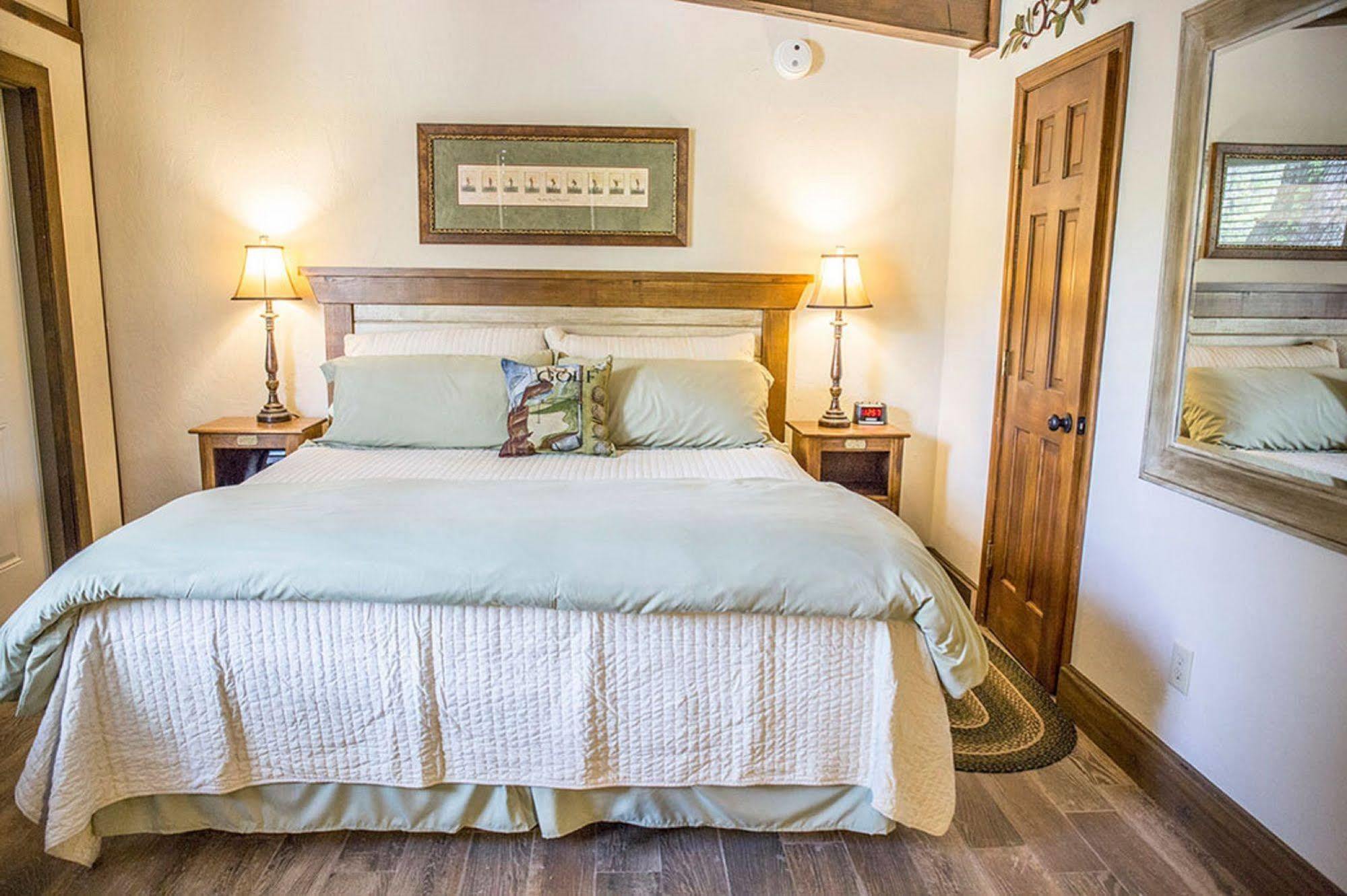 Brook Trout Inn Sapphire Buitenkant foto