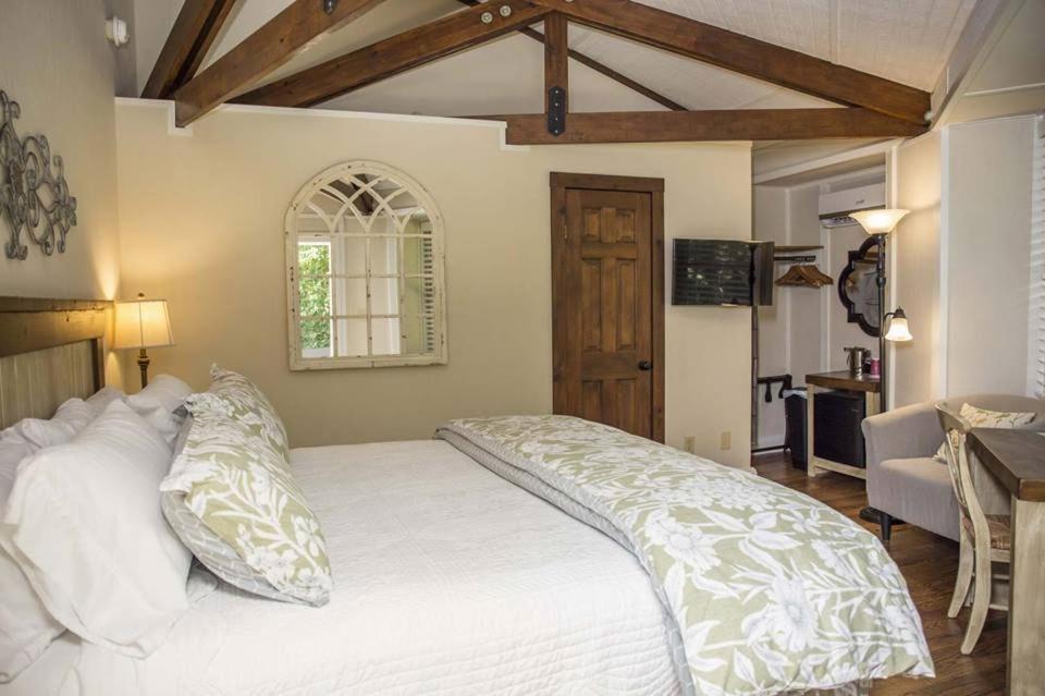 Brook Trout Inn Sapphire Buitenkant foto